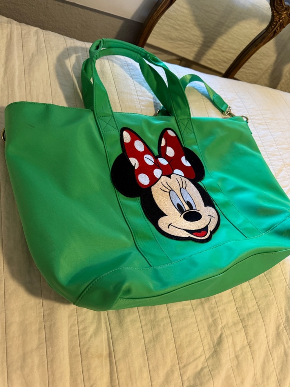 Disney Minnie Mouse Large Stoney Clover Lane Large Green Tote - Picture 6 of 8